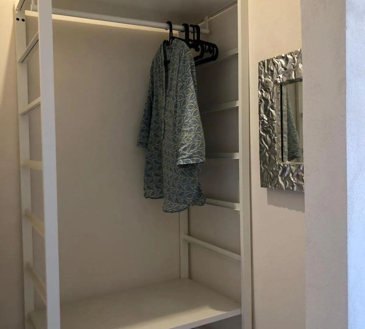 מודיקה Acciana Rooms בית אירוח